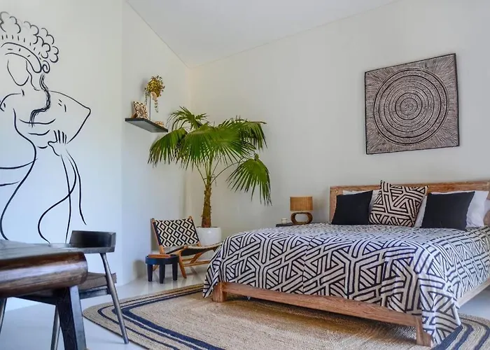 Villa Air Svarga - Luxe Designer *
